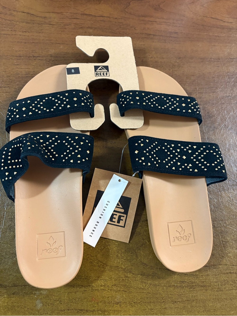 Reef Women's Cushion Bounce Vista Stud